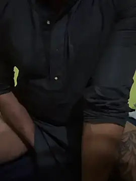 mikemacluffy online show from April 11, 2026, 8:23 pm