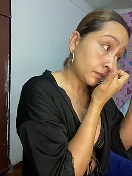 Keittly  online show from March 19, 2025, 10:11 am