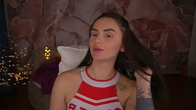 Snapshot of MilashaLovely chatting on March 18, 2025, 5:01 pm MilashaLovely online show from March 18, 2025, 5:01 pm