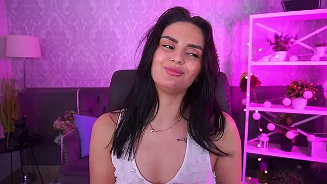 Snapshot of MilashaLovely chatting on October 16, 2025, 1:19 pm MilashaLovely online show from October 16, 2025, 1:19 pm