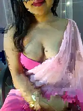 deslisexpriya online show from December 3, 2025, 4:06 pm