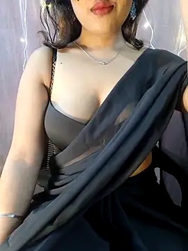 deslisexpriya online show from September 18, 2025, 3:09 am