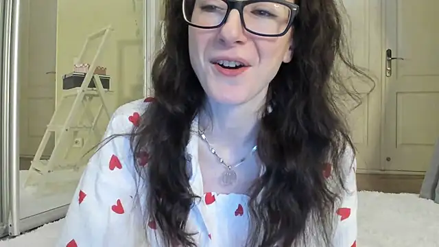 Baby Jewel online show from March 1, 2025, 7:30 am