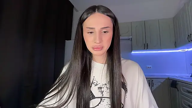 Kim Oberlin  online show from March 14, 2026, 4:13 pm