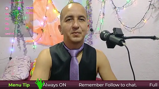 yazforeSolo online show from October 12, 2025, 2:18 pm