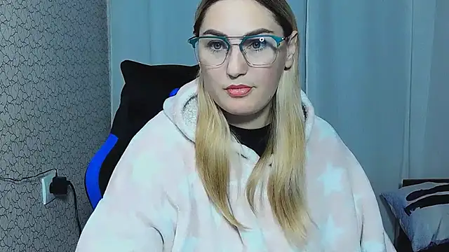 JaneLaJewel online show from October 7, 2025, 4:08 pm