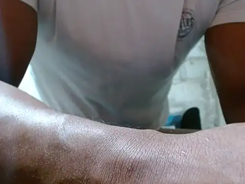 fernandez latinblackk online show from October 16, 2025, 11:13 pm