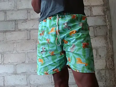 fernandez latinblackk online show from October 22, 2025, 2:27 pm