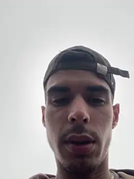 Snapshot of RicarBer chatting on February 9, 2026, 2:04 pm RicarBer online show from February 9, 2026, 2:04 pm