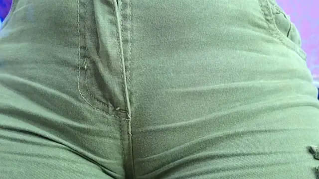 Snapshot of Sofia_martiin chatting on October 3, 2025, 3:09 am Sofia martiin online show from October 3, 2025, 3:09 am