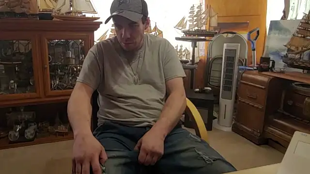 ScubaStevex online show from April 2, 2026, 6:36 pm