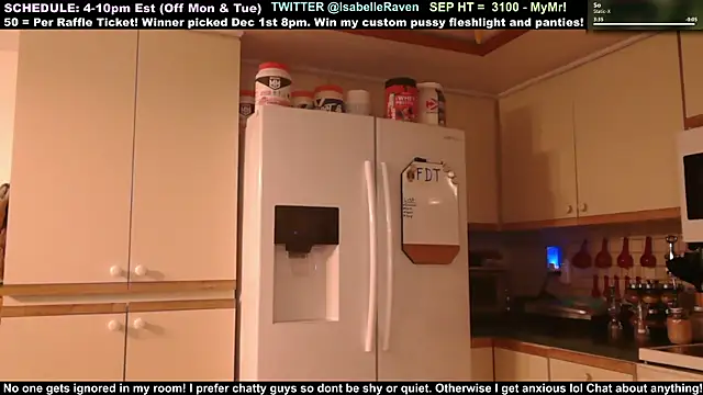 IsabelleRaven online show from October 4, 2025, 10:55 pm