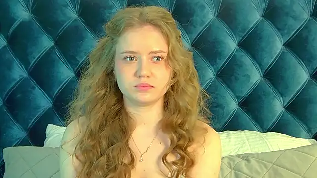 SelinSwarovski online show from March 24, 2026, 4:40 pm