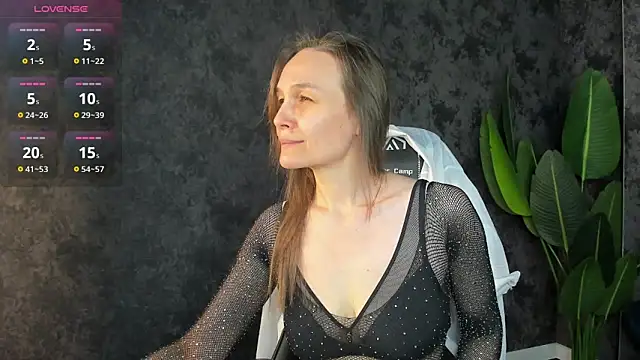 Lillian White online show from March 23, 2026, 1:06 am