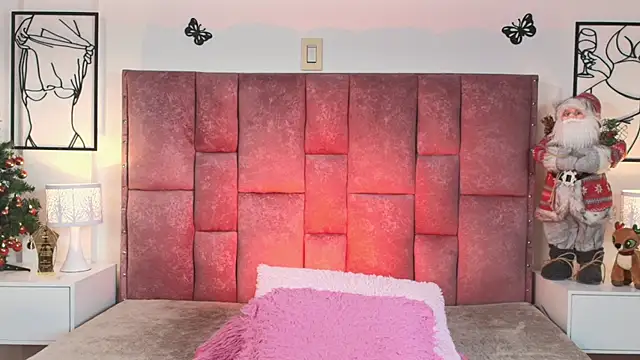 NicolMiller4 online show from December 23, 2025, 2:33 am