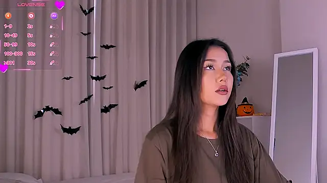 Melissa Mone online show from October 30, 2025, 5:39 am