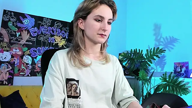 LuxRayi online show from February 17, 2025, 9:10 pm