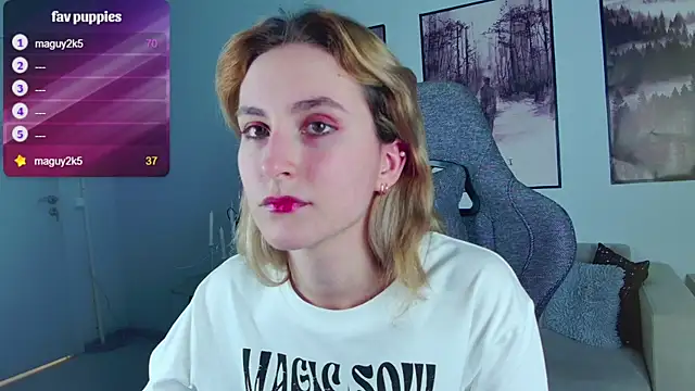 LuxRayi online show from February 23, 2025, 12:30 am