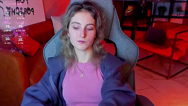 LuxRayi online show from October 20, 2025, 8:53 pm