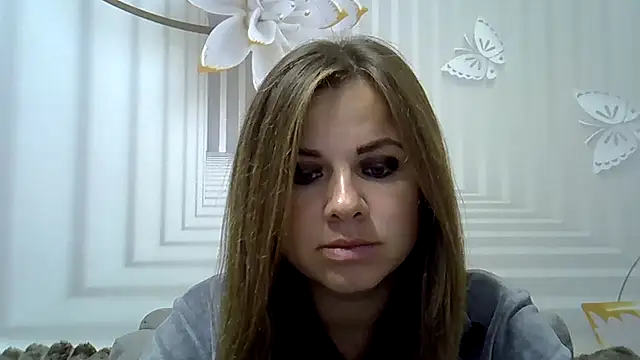 TinaFun4u online show from October 17, 2025, 7:37 pm