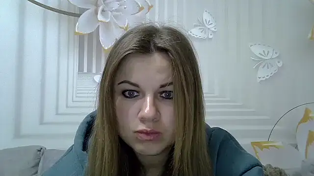 TinaFun4u online show from March 4, 2025, 8:27 pm