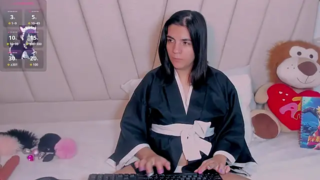 MorganitaX online show from October 18, 2025, 1:13 pm