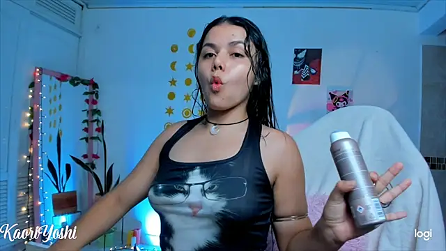 Kaoriyoshii online show from September 23, 2025, 3:13 am