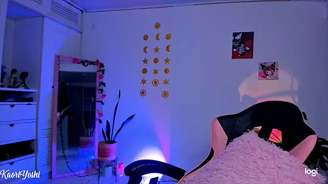 Kaoriyoshii online show from September 25, 2025, 12:38 am