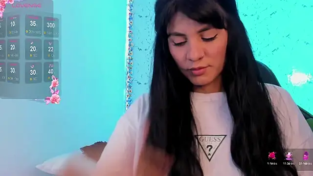 elissa iris online show from September 25, 2025, 2:50 am