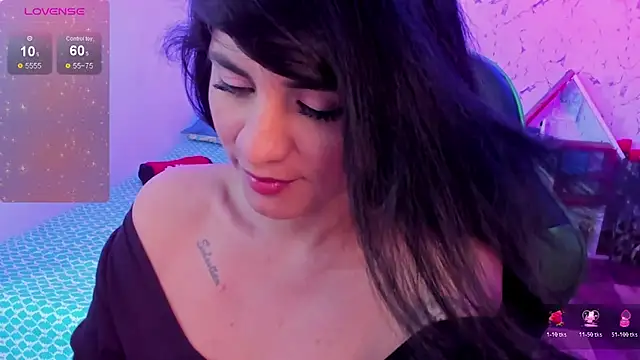 elissa iris online show from December 14, 2025, 2:07 am