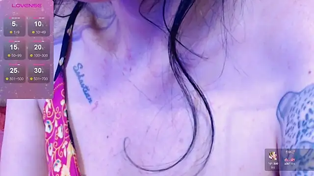 elissa iris online show from March 18, 2025, 2:08 am