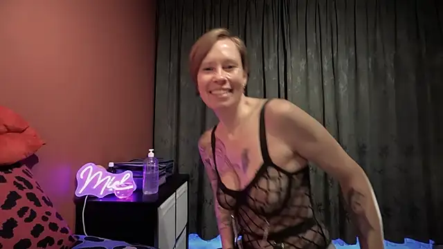 SexyExclusiveflower online show from September 30, 2025, 5:08 pm