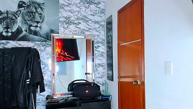 Owen Muzcle online show from February 15, 2025, 2:26 am