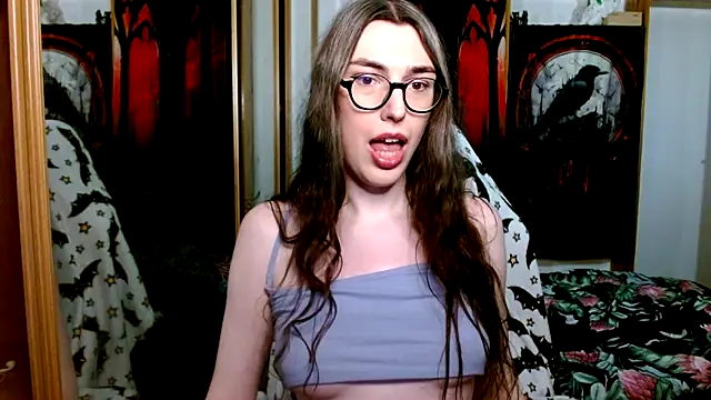 bluerose00 online show from October 14, 2025, 8:09 pm