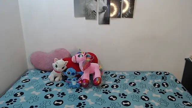 Pocahontas Princess  online show from September 10, 2025, 1:32 pm