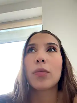 Snapshot of SophieRaily_ chatting on September 24, 2025, 7:09 pm SophieRaily online show from September 24, 2025, 7:09 pm