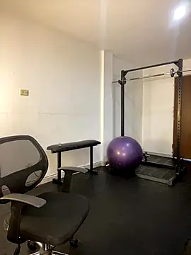 Violetrousse online show from September 26, 2025, 3:19 pm