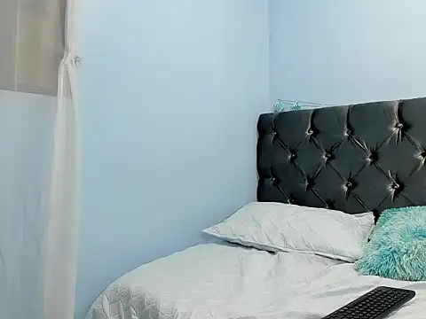 maite horny online show from December 17, 2024, 12:01 am