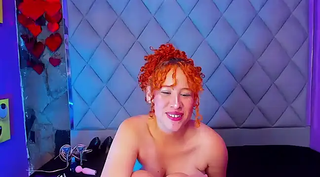 Snapshot of Nami_Curls chatting on February 23, 2025, 8:49 am Nami Curls online show from February 23, 2025, 8:49 am