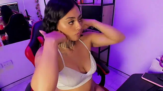 Lovely celeste online show from October 9, 2025, 3:18 am