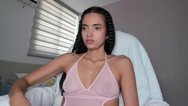 Ninamirley online show from September 30, 2025, 1:39 pm