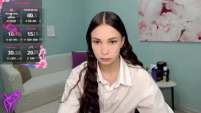 AmyJonas online show from September 25, 2025, 4:18 am