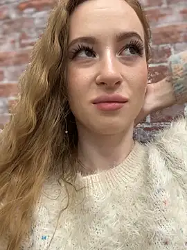  AngelMoon  online show from October 18, 2025, 4:14 am