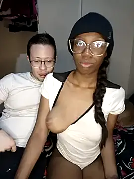 Ashanti and  alejo online show from March 9, 2025, 12:00 am