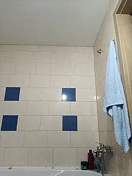 kila lo online show from January 18, 2025, 9:55 pm