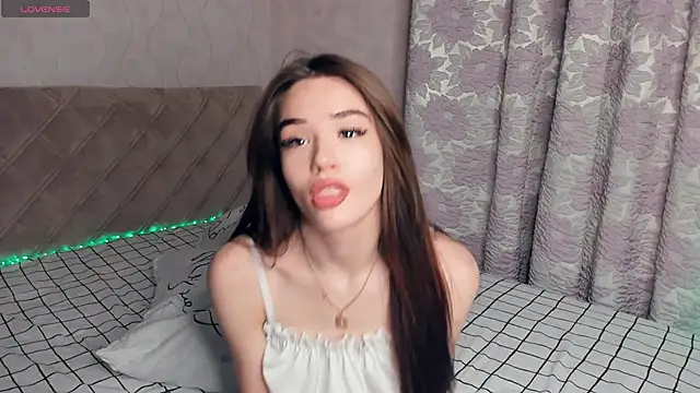 Snapshot of BlissDodd chatting on March 6, 2025, 6:16 pm BlissDodd online show from March 6, 2025, 6:16 pm