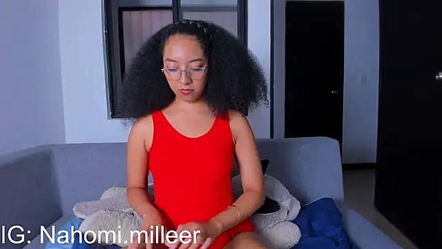 NAHOMI MILLER online show from October 24, 2025, 9:58 pm