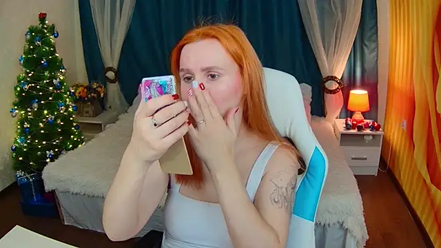 AliceBYKiss online show from December 24, 2024, 12:33 pm