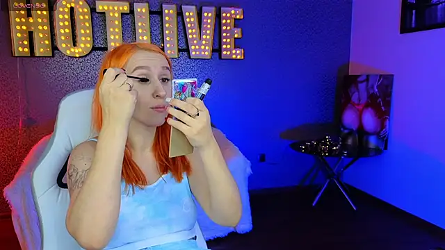 AliceBYKiss online show from February 7, 2025, 12:17 pm