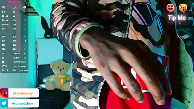 Snapshot of Aroonpapisex chatting on February 2, 2026, 1:26 am Aroonpapisex online show from February 2, 2026, 1:26 am